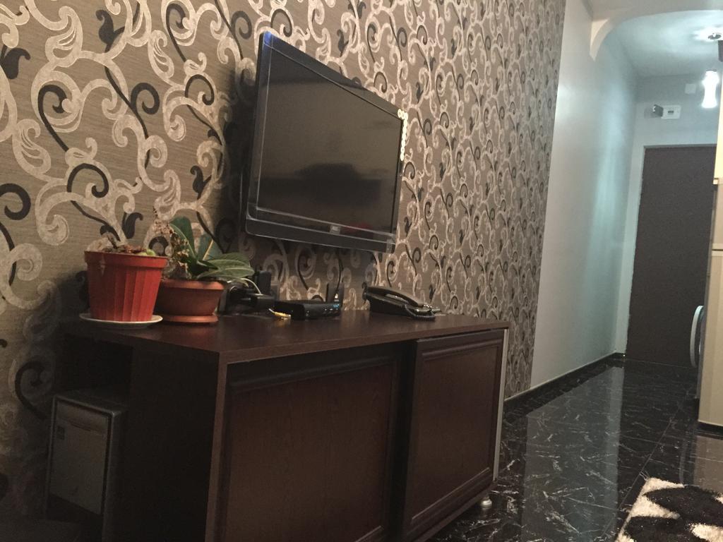 Apartment Vaja Fshavela N16 Batum Dış mekan fotoğraf
