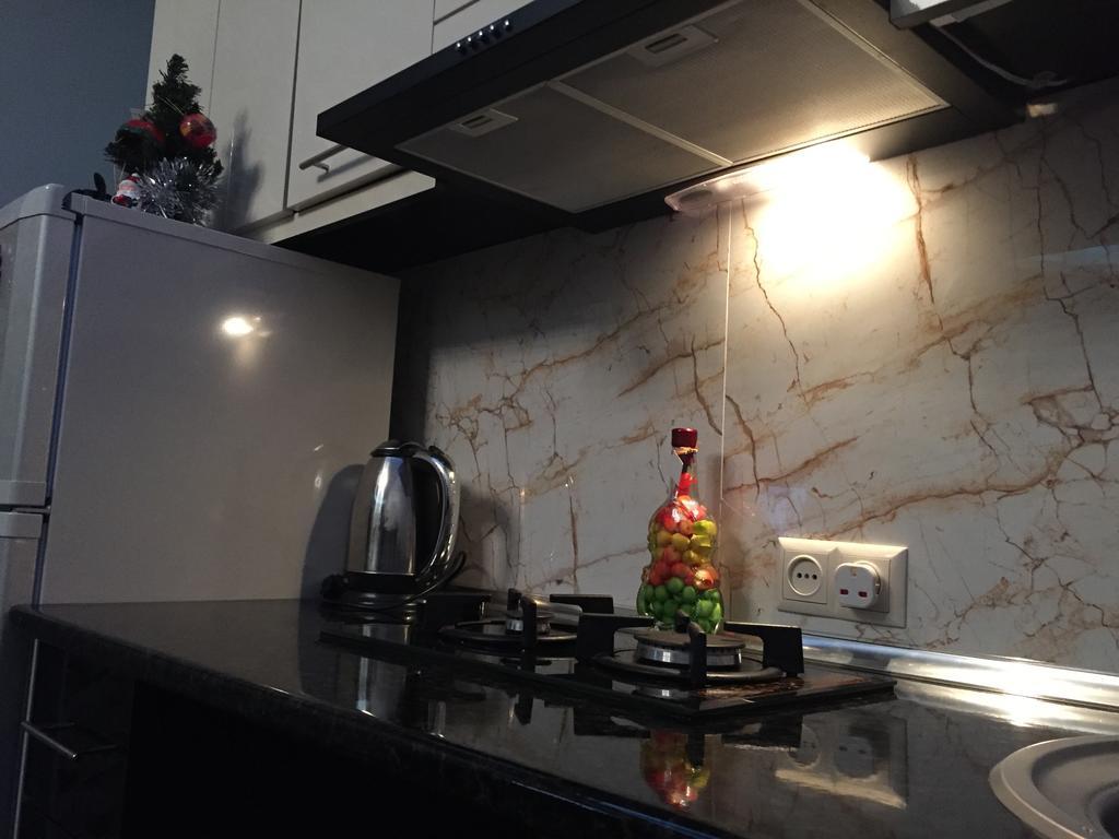 Apartment Vaja Fshavela N16 Batum Oda fotoğraf