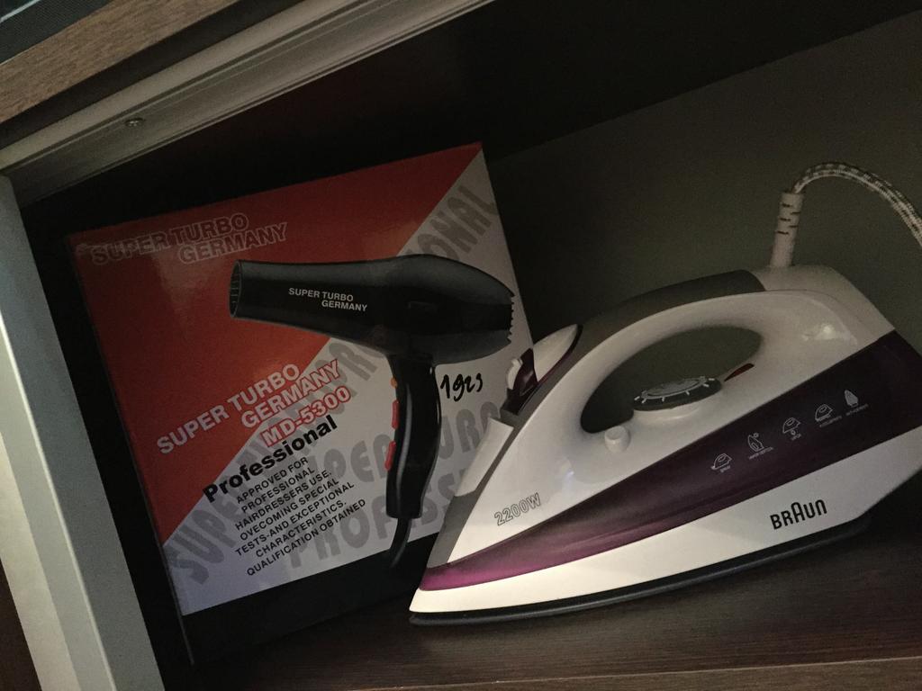 Apartment Vaja Fshavela N16 Batum Dış mekan fotoğraf
